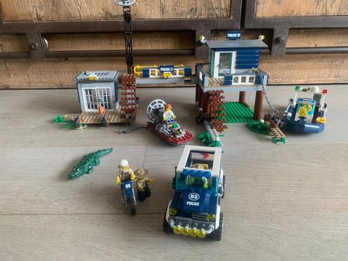 LEGO City Moeraspolitie Hoofdbureau 60069, Kinderen en Baby's, Speelgoed | Playmobil, Zo goed als nieuw, Ophalen of Verzenden