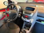 Peugeot 107 1.0-12V 5-DEURS SUBLIME-uitv/AIRCO/ISOFIX/AUX/2e, Voorwielaandrijving, Stof, Gebruikt, Zwart