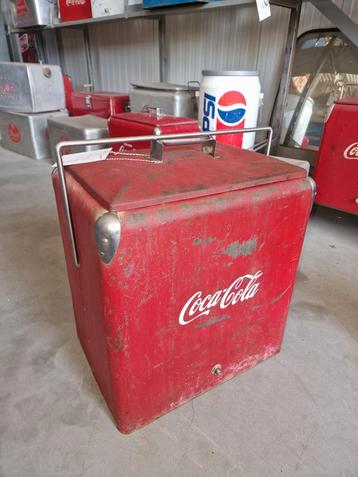 Coca-Cola cooler   metaal  60 jaren  beschikbaar voor biedingen