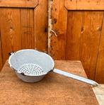Vergiet emaille zeef steelvergiet Ø 16 cm hoogte 6 cm, Antiek en Kunst, Antiek | Emaille, Ophalen of Verzenden