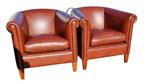2 nette Chesterfield club fauteuils cognac leer + BEZORGING, ., Chesterfield, Ophalen of Verzenden, Zo goed als nieuw