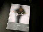 Mooi nieuw ongelezen Modeboek van en over Mart Visser., Ophalen of Verzenden, Nieuw, Mode algemeen, Mart Visser