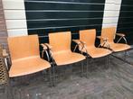 4 design Thonet stoelen., Huis en Inrichting, Stoelen, Bruin, Hout, Ophalen of Verzenden, Zo goed als nieuw