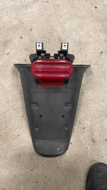 Piaggio skr quartz achterspatbord lamp 50cc 125cc 150cc beschikbaar voor biedingen