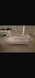 Kinderbedje, Huis en Inrichting, Ophalen, Wit, 190 cm of minder, Zo goed als nieuw