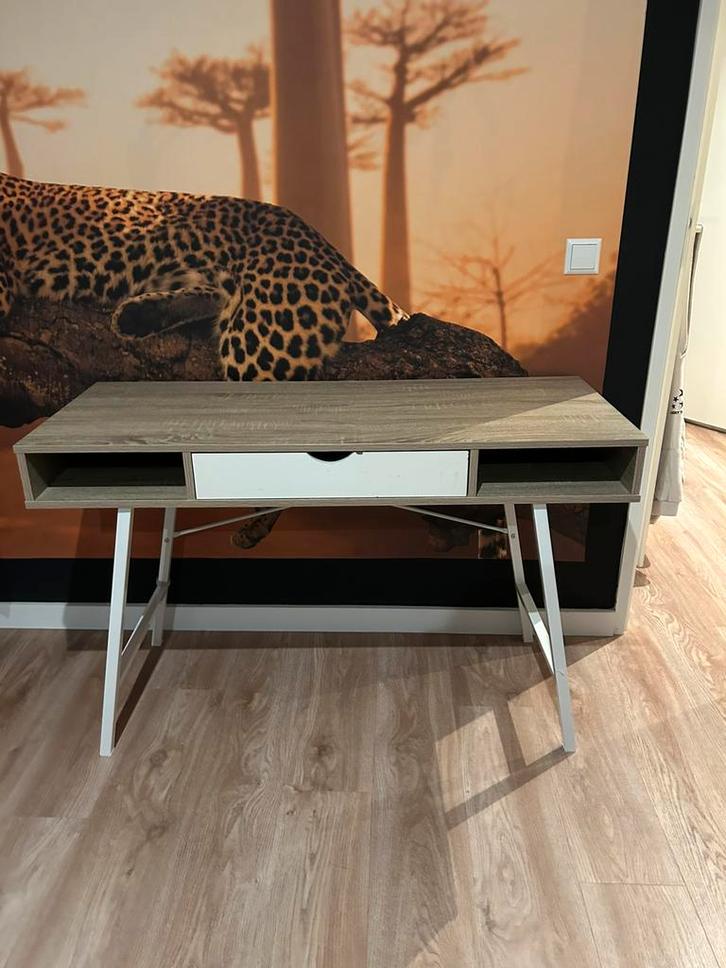 Beginners Bureautje, Huis en Inrichting, Bureaus, Gebruikt, Bureau, Ophalen