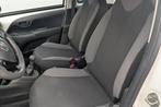 Toyota Aygo 1.0 VVT-i x-fun |Telefoonbediening op stuur| 4 S, Voorwielaandrijving, Stof, Gebruikt, Euro 6