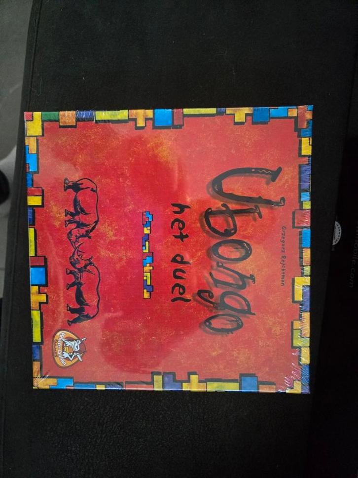 Ubongo Het Duel - Nieuw!, Hobby en Vrije tijd, Gezelschapsspellen | Bordspellen, Nieuw, Een of twee spelers, Reisspel, Ophalen of Verzenden