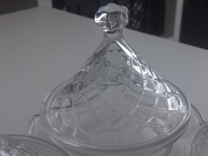 Glazen schaaltjes met deksel - set van 4, Huis en Inrichting, Woonaccessoires | Schalen en Manden, Nieuw, Schaal, Rond, Glas, Ophalen