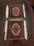Twee Perzische tapijtjes, Antiek en Kunst, Antiek | Kleden en Textiel, Ophalen of Verzenden