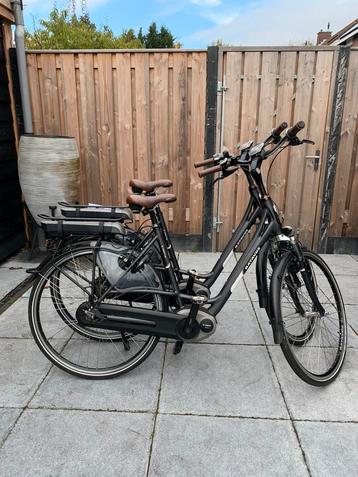 Nette 2x batavus milano e-go elektrische fiets bosch motor beschikbaar voor biedingen
