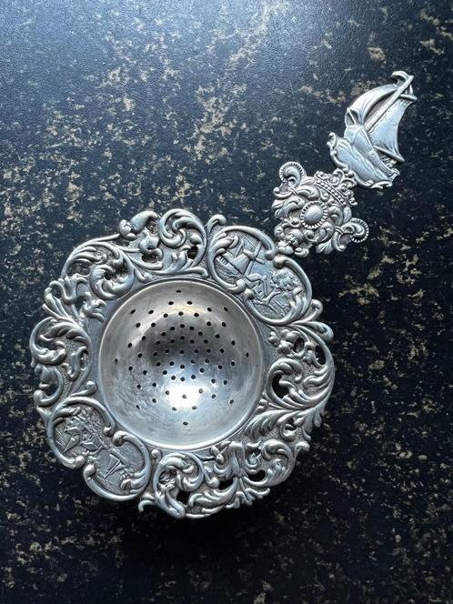 verzilverde theezeefje van Douwe Egbers, Antiek en Kunst, Antiek | Goud en Zilver, Zilver, Ophalen of Verzenden