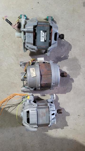 3 x wasmachine motor beschikbaar voor biedingen