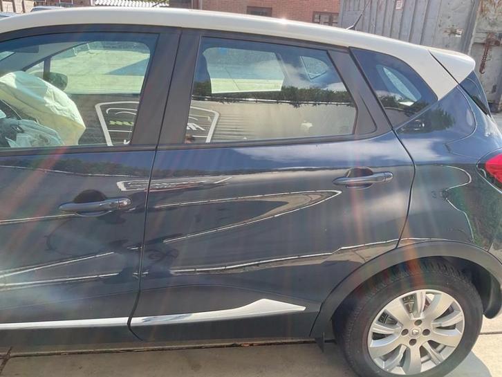 Portier Links Achter Renault Captur (2R) 2016 821015298R, Auto-onderdelen, Carrosserie en Plaatwerk, Renault, Gebruikt