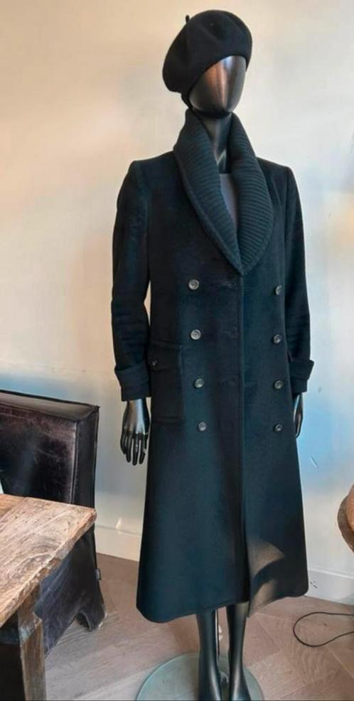 Max Mara long coat zwart 70% alpaca mt 38, Kleding | Dames, Jassen | Winter, Zo goed als nieuw, Maat 38/40 (M), Zwart, Ophalen of Verzenden