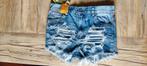 Nieuwe korte broek met details, maat M, Maat 38/40 (M), Kort, Blauw, Nieuw