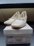 Schoenen maat 39, Kleding | Dames, Schoenen, Wit, Ophalen of Verzenden, Zo goed als nieuw, Romano