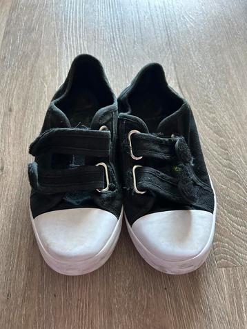Zwarte Gymschoenen Maat 32 beschikbaar voor biedingen
