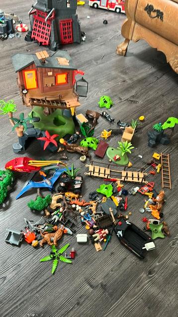 Partij playmobiel beschikbaar voor biedingen