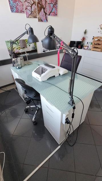 (Nagel) salon Tafel Lampen beschikbaar voor biedingen