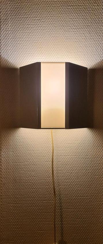 Vintage Massive wandlamp '70 / '80 beschikbaar voor biedingen