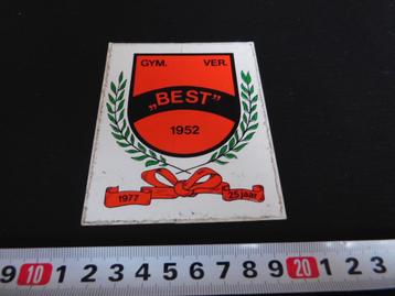 sticker gymnastiek vereniging BEST 25 jaar 1952-1977 beschikbaar voor biedingen