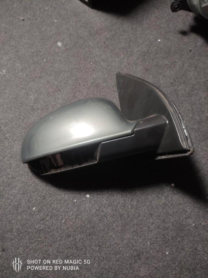 Volkswagen Golf 5 Rechter Spiegel - Zonder Knipperlicht, Auto-onderdelen, Spiegels, Volkswagen, Gebruikt, Ophalen of Verzenden