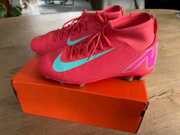 Nike mercurial superfly beschikbaar voor biedingen