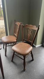 4 vintage stoelen bruin hout leren zitting mooie afwerkingen, Huis en Inrichting, Stoelen, Vier, Vintage, Bruin, Zo goed als nieuw