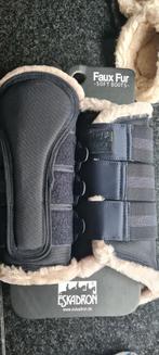 Beenbeschermers eskadron, maat L. Nieuw!, Dieren en Toebehoren, Ophalen of Verzenden, Nieuw