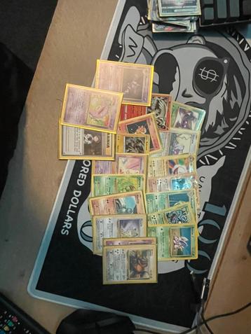 Pokemon kaarten t.w.v. 150€ 50/60 kaarten beschikbaar voor biedingen