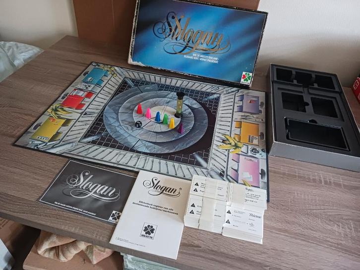 Slogan, Hobby en Vrije tijd, Gezelschapsspellen | Bordspellen, Zo goed als nieuw, Een of twee spelers, Drie of vier spelers, Vijf spelers of meer