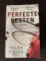 Perfecte resten van Helen Fields, Boeken, Thrillers, Ophalen of Verzenden, Zo goed als nieuw, Nederland