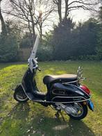 Vespa Primavera 2018 4T, Fietsen en Brommers, Scooters | Vespa, Maximaal 25 km/u, Benzine, Overige modellen, Gebruikt