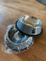 Honden/katten voerbak 2 stuks nieuw. Met rubberen rand, Ophalen of Verzenden, Nieuw