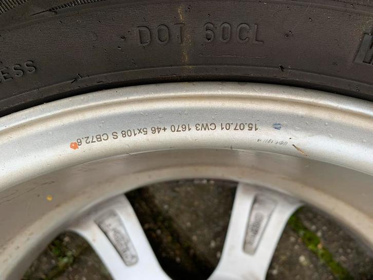 Velgen 16 inch met Hankook winterbanden, Auto-onderdelen, Banden en Velgen, Banden en Velgen, Winterbanden, 16 inch, 205 mm, Personenwagen