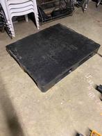 Kunststof pallets te koop 4 stuks, Ophalen, De laat feestverhuur, Zo goed als nieuw, Baljuwstraat 89