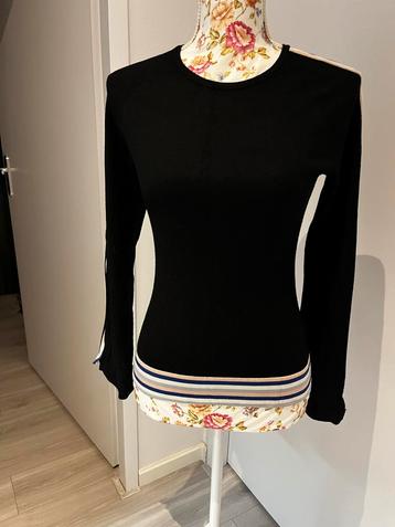 Karen Millen Bloes - Maat S beschikbaar voor biedingen