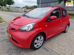 Toyota Aygo 1.0-12V, Apk, Nap, Goed rijdend Inruil mogelijk., Voorwielaandrijving, Stof, Gebruikt, Zwart