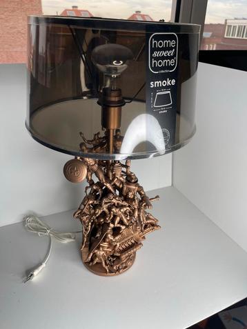 Superhelden Tafellamp - Uniek Design! beschikbaar voor biedingen