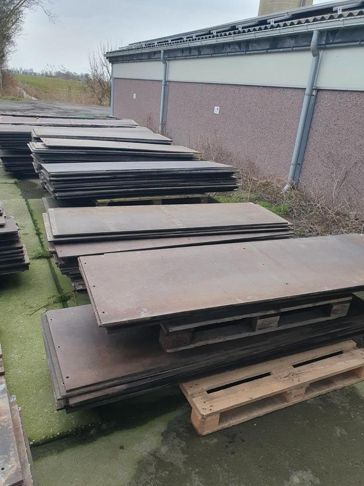 Trespa, HPL platen, 670 stuks, Doe-het-zelf en Verbouw, Platen en Panelen, Gebruikt, Ophalen