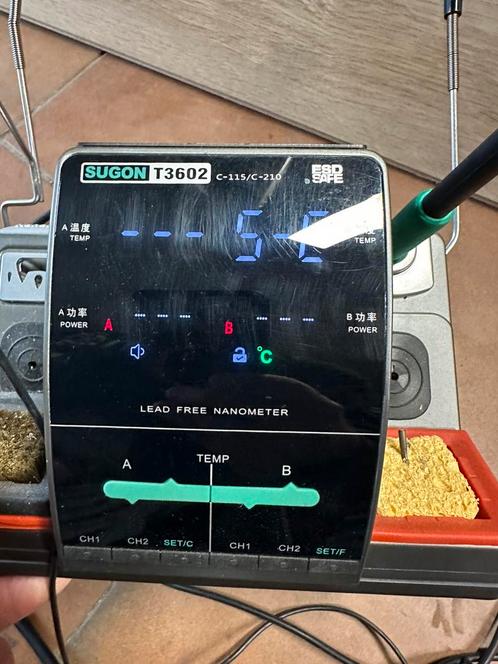 Soldeerstation, Hobby en Vrije tijd, Elektronica-componenten, Gebruikt, Ophalen