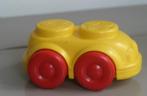Plastic autootje geel met rode wielen, Ophalen of Verzenden, Gebruikt