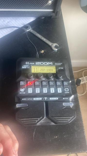 Bijna nieuw: Multi-effect pedaal voor elektrische gitaar beschikbaar voor biedingen
