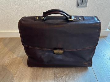 Castelijn & Beerens Leren Aktetas – Cognac | Laptopvak 15,6  beschikbaar voor biedingen