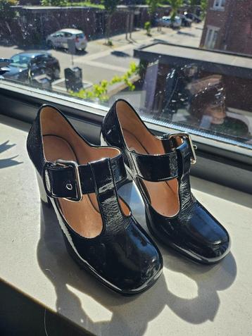 Miu Miu Mary Jane's, maat 36 beschikbaar voor biedingen