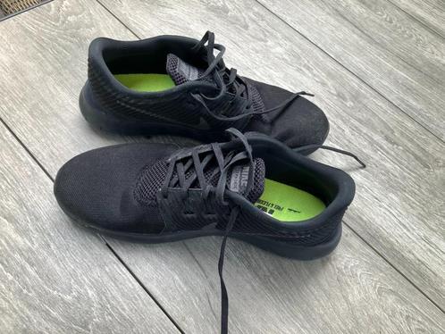 Nike Free hardloopschoen of sneaker maat 42, Kleding | Dames, Schoenen, Zo goed als nieuw, Sneakers of Gympen, Zwart, Ophalen of Verzenden