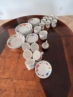 Alpine Meadow (ontbijt) servies by Wood & Sons, Huis en Inrichting, Keuken | Servies, Gebruikt, Keramiek, Ophalen of Verzenden