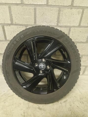 Toyota Aygo X velgen met banden beschikbaar voor biedingen