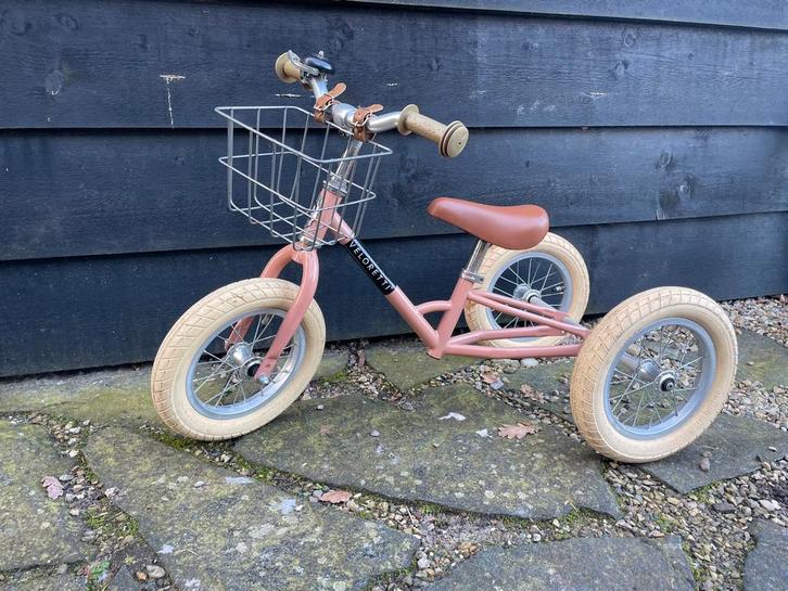 Veloretti tricycle driewieler en tweewieler loopfiets roze, Fietsen en Brommers, Fietsen | Driewielers, Zo goed als nieuw, Verstelbare zitting